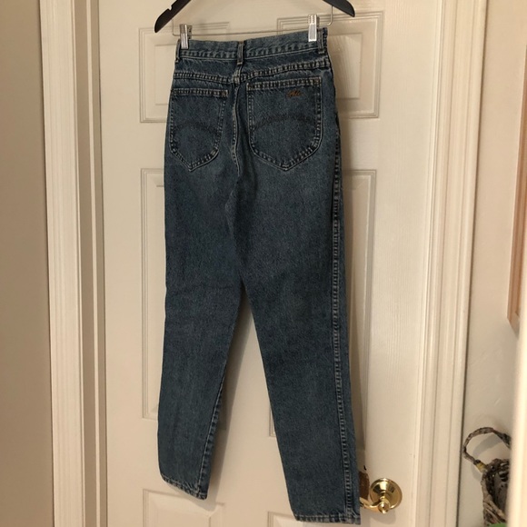 90’s Chic brand extra high rise tapered mom jeans - Picture 3 of 3